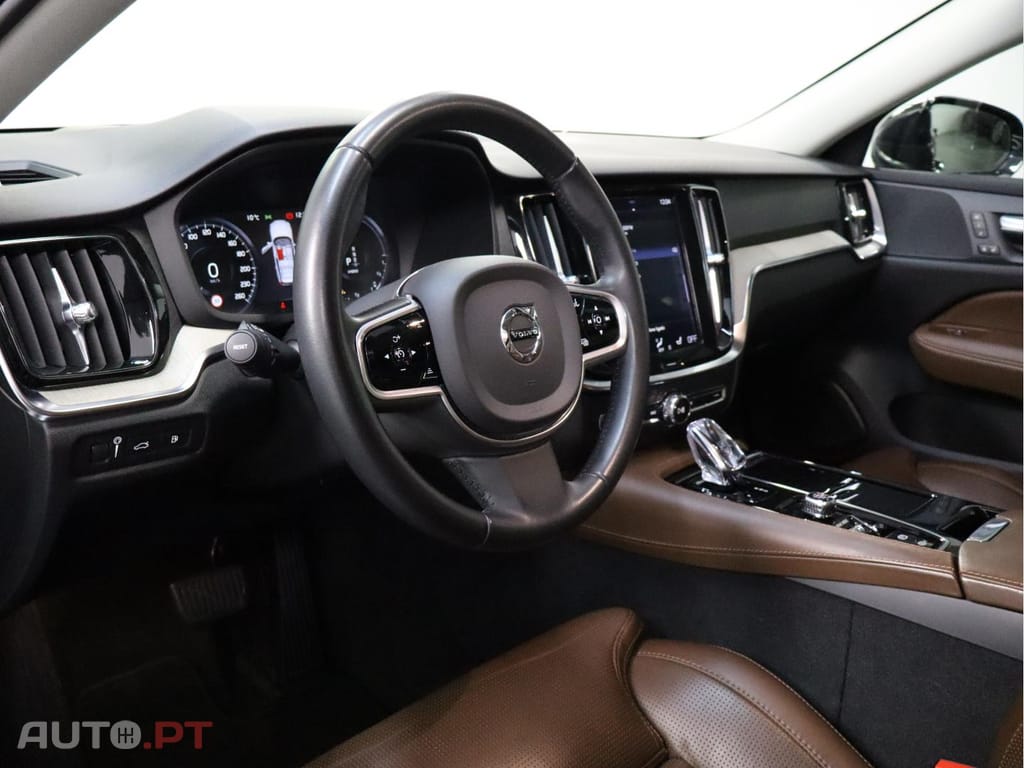 Volvo V60 2.0 T8 TE 390 Inscription Geartronic 4WD