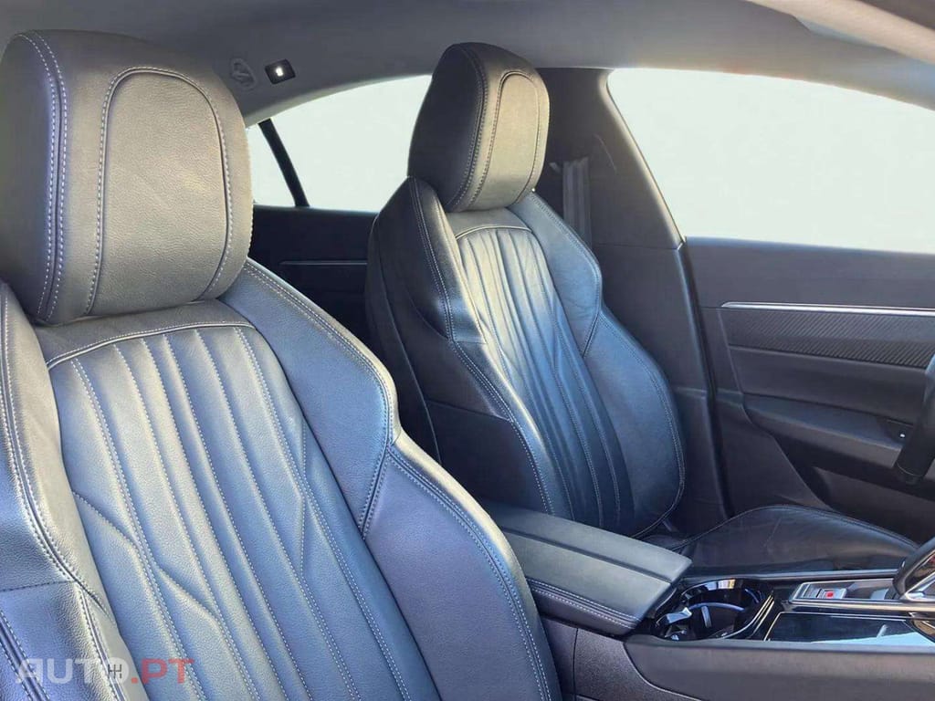 Peugeot 508 1.6 Hybrid Allure e-EAT8