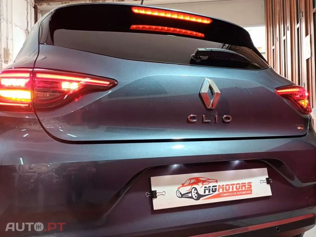 Renault Clio 1.0 TCe Techno Bi-Fuel