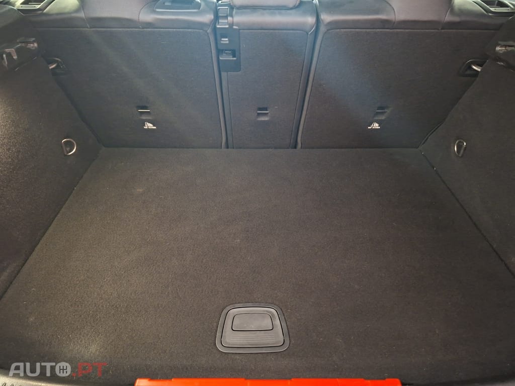 Mercedes-Benz A 250 e 8G-DCT Advanced AMG Line