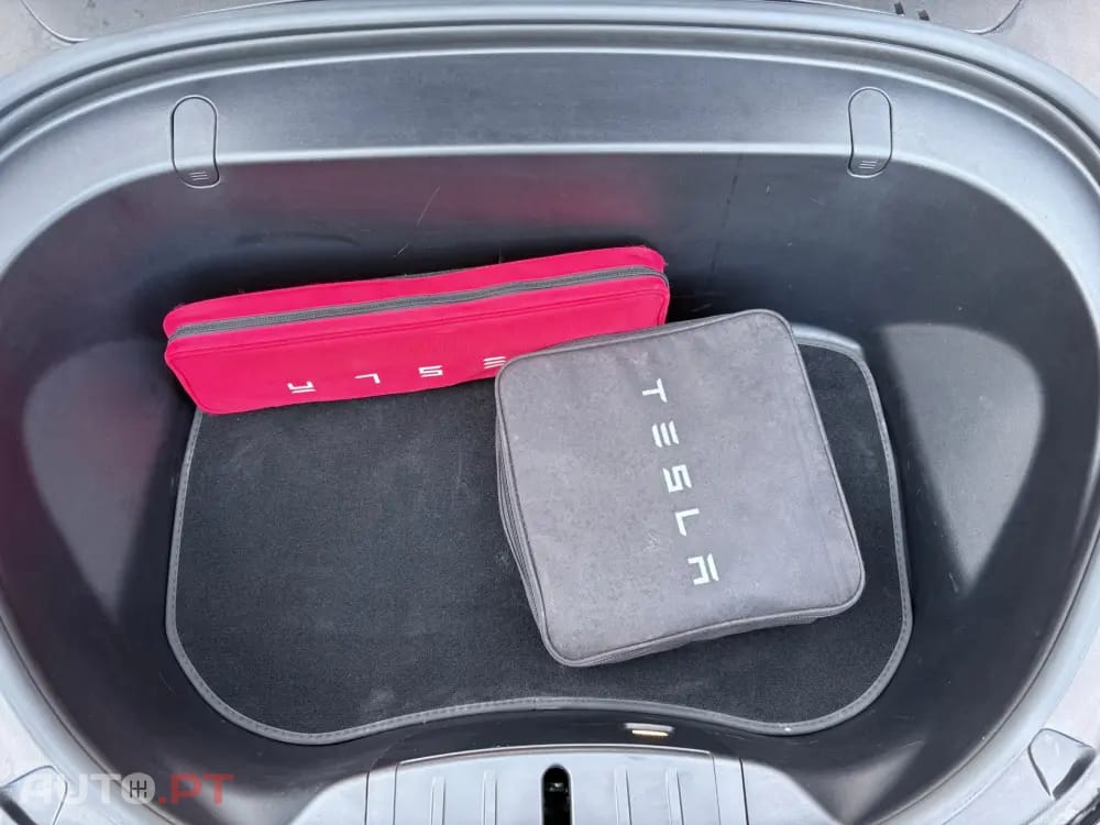 Tesla Model 3 Long Range Tração Integral Premium