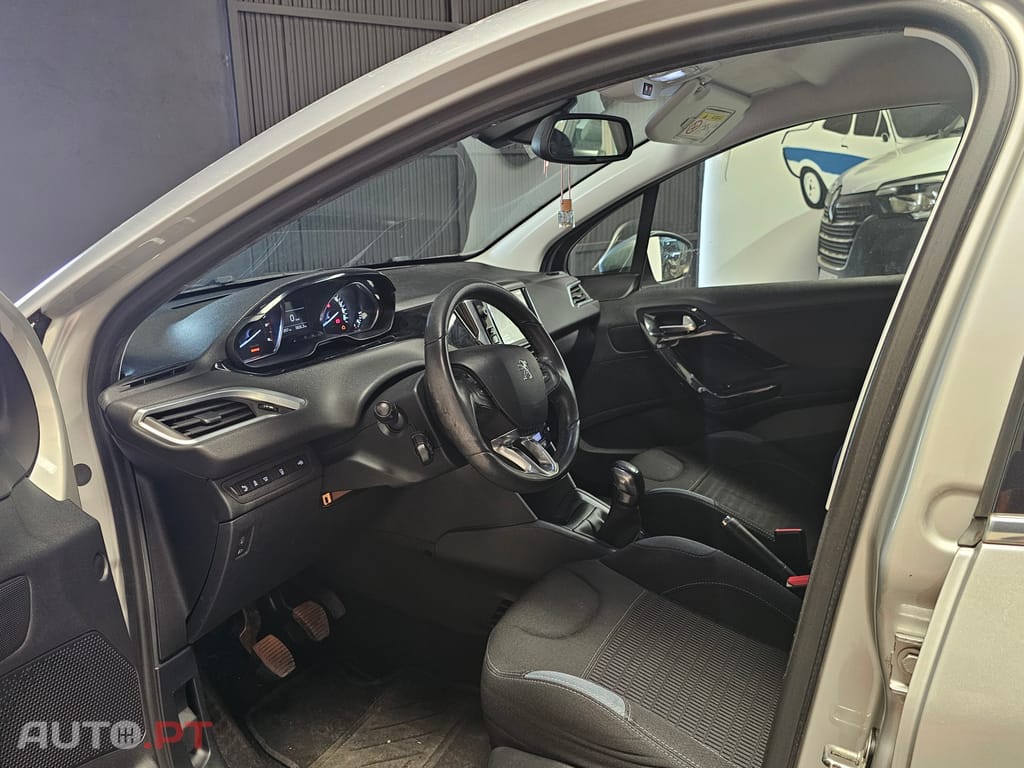 Peugeot 208 1.6 BluehDi