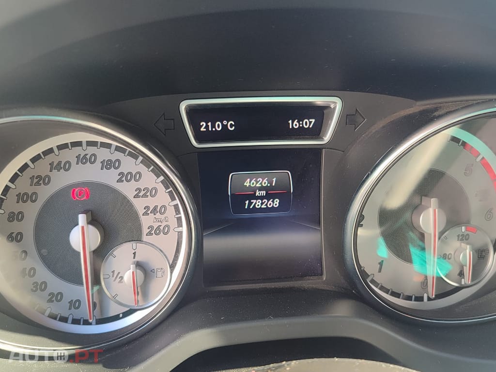 Mercedes-Benz CLA 200 CDI