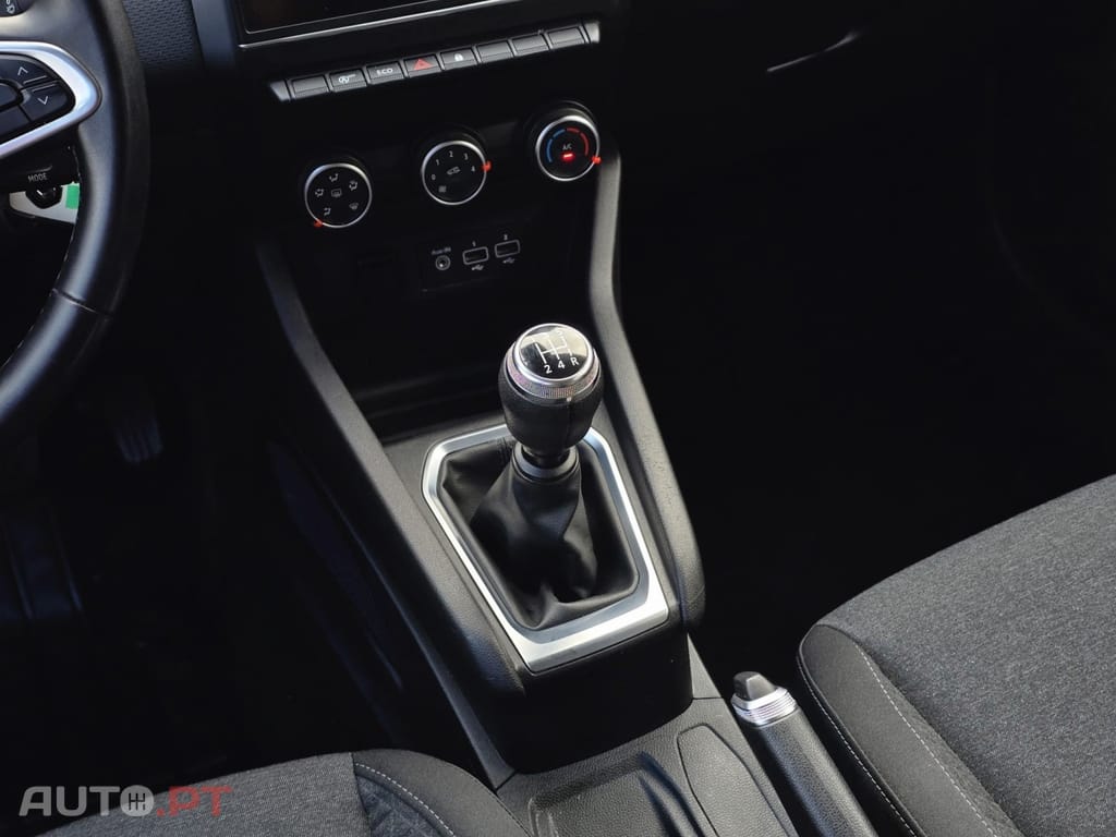 Renault Clio 1.0 TCe Intens Bi-Fuel