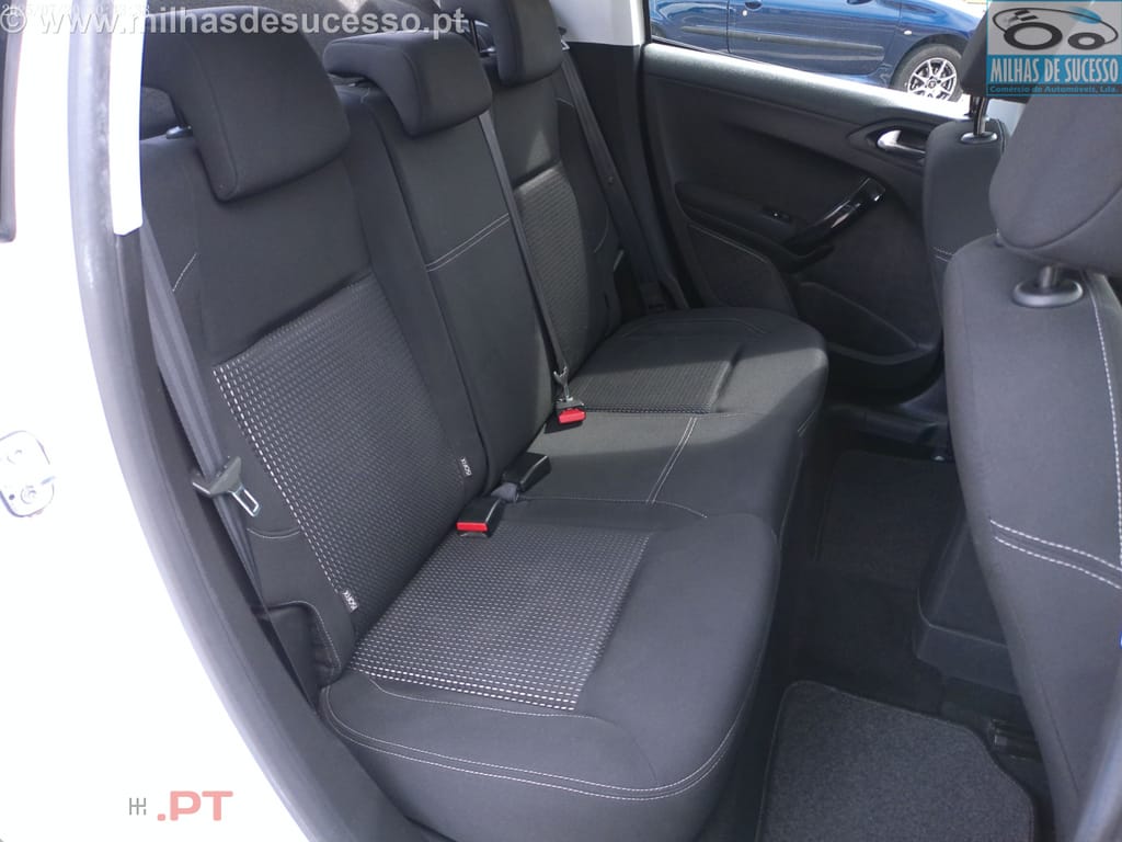 Peugeot 208 1.5 BlueHDI Allure