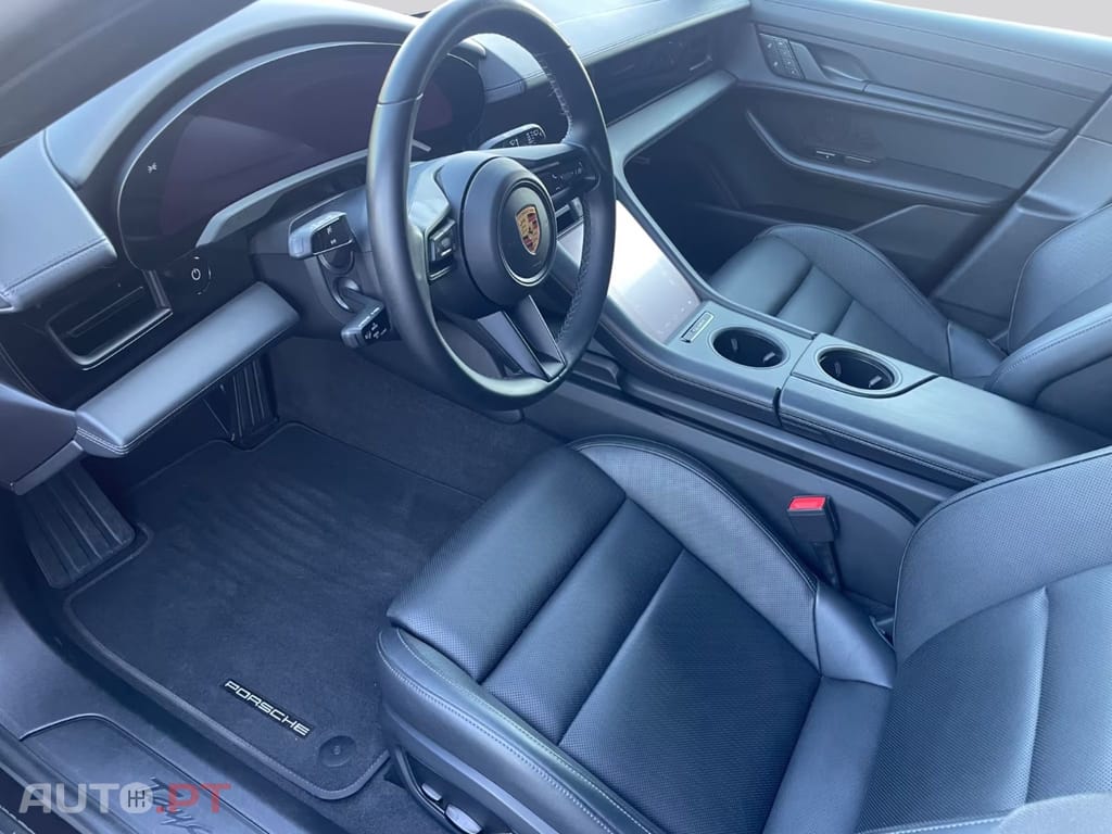 Porsche Taycan 4 I.V.A DEDUTIVEL