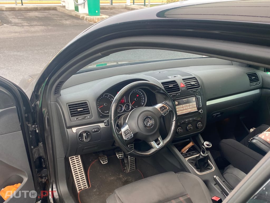 Volkswagen Golf 5 GTI