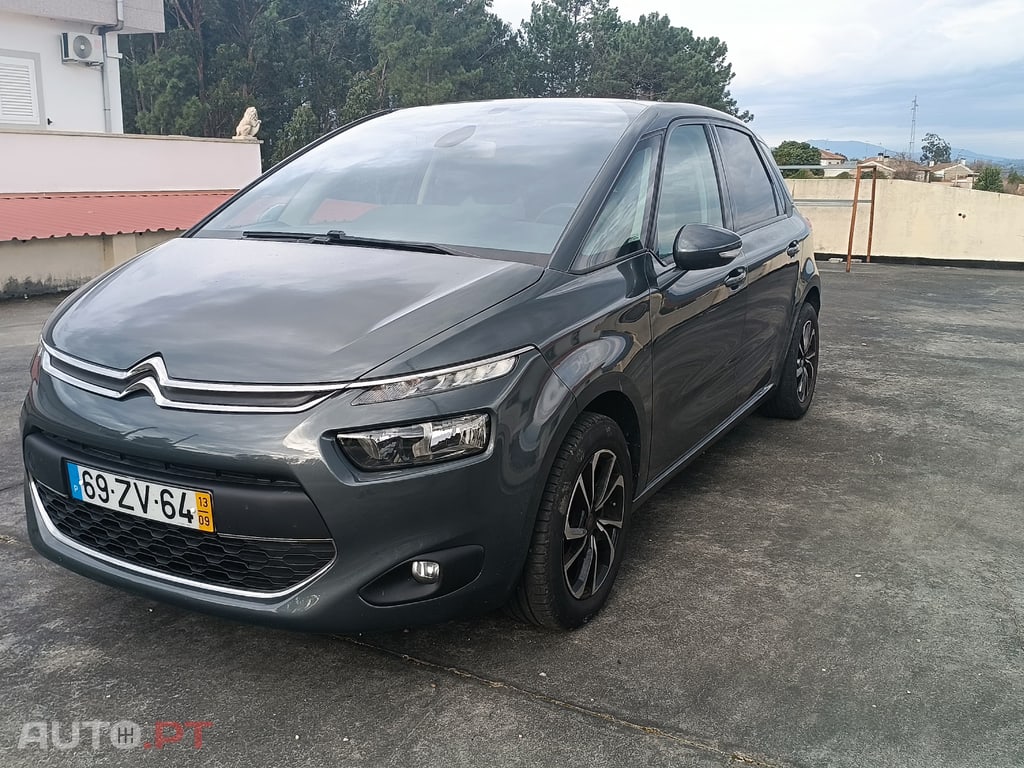 Citroen C4 Picasso Attraction