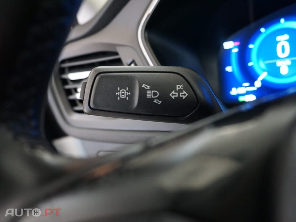 Ford Kuga 1.5 TDCi EcoBlue Titanium