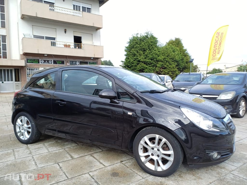 Opel Corsa 1.2 Black Edition