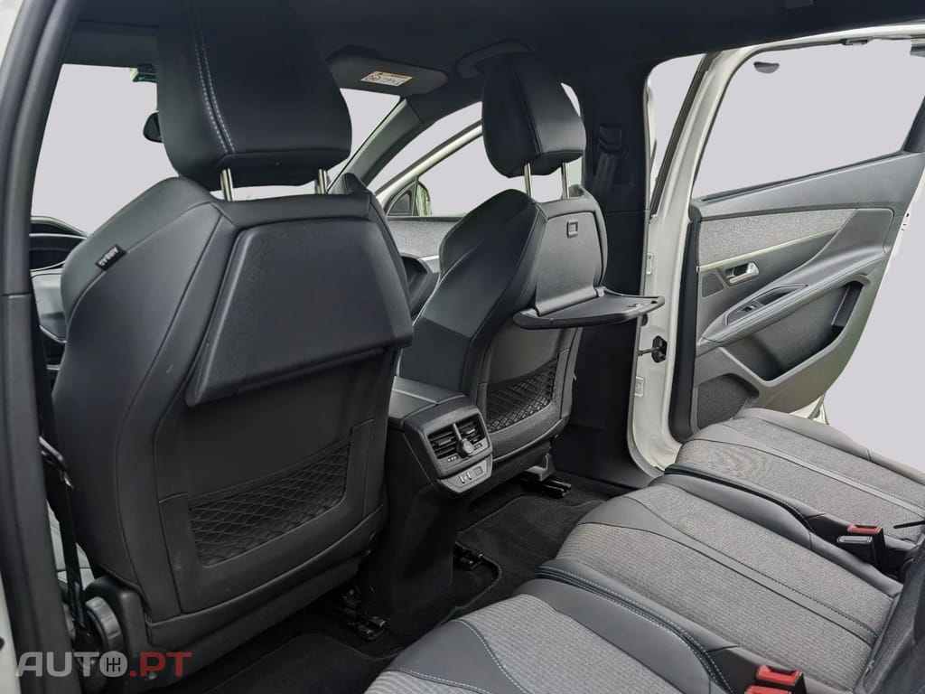 Peugeot 5008 1.5 BlueHDi Allure Pack EAT8