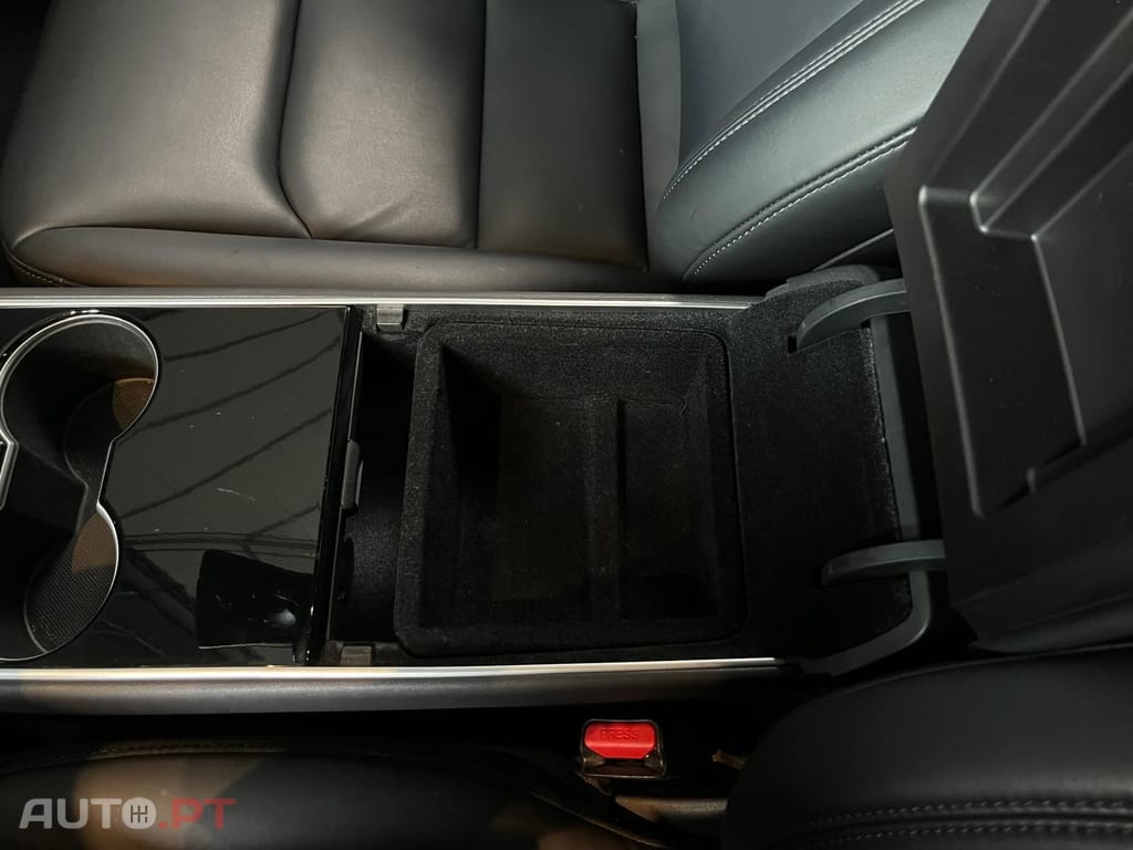Tesla Model 3 Standard Range