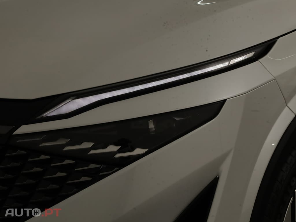 Nissan Qashqai 1.3 DIG-T N-Connecta LED Xtronic