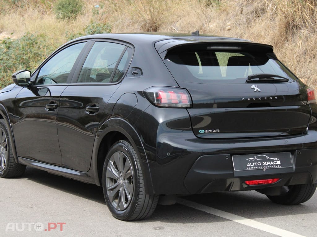 Peugeot E-208 50 kWh Allure