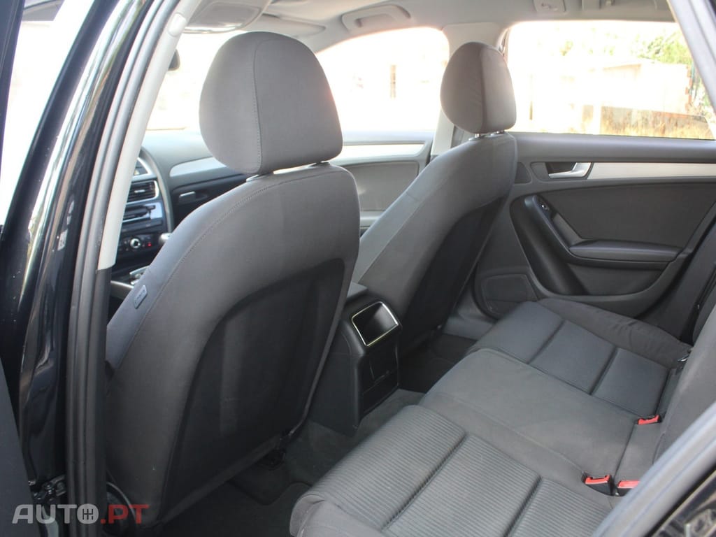 Audi A4 Avant 2.0 TDI Business Line