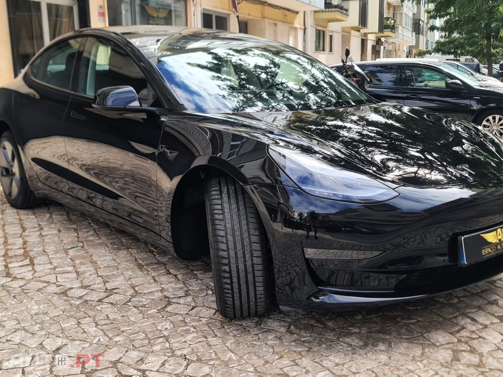 Tesla Model 3 Long Range RWD