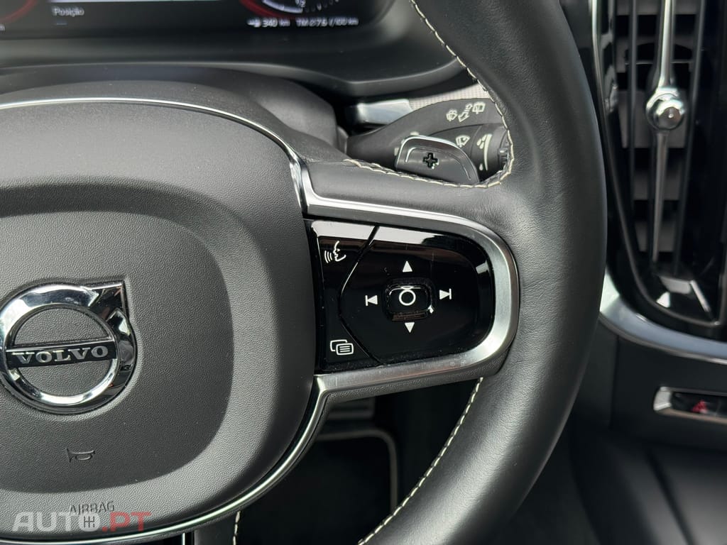 Volvo V60 2.0 D3 R-Design Geartronic