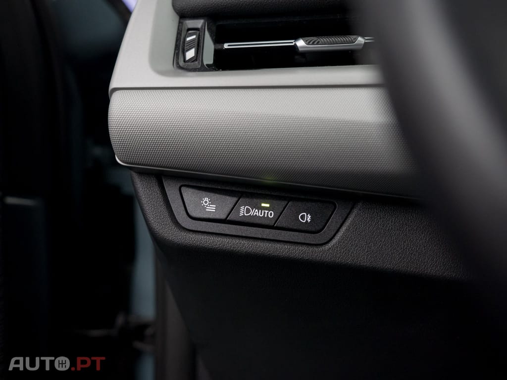 BMW iX1 eDrive20 xLine