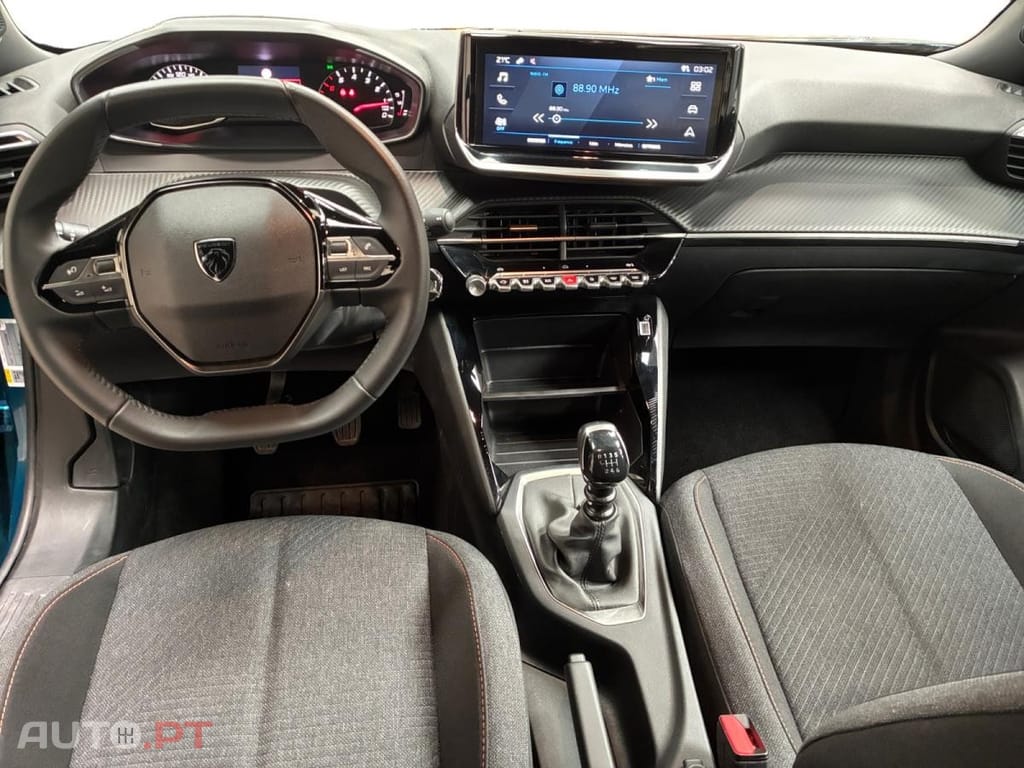 Peugeot 2008 1.2 PureTech Style