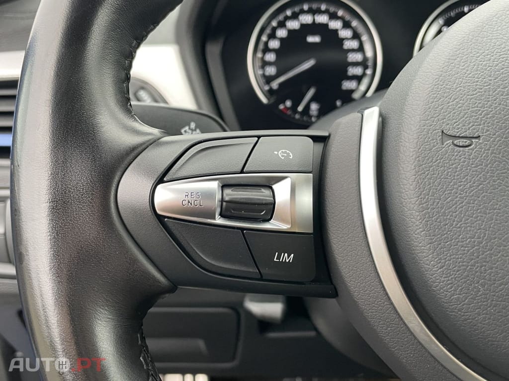 BMW X1  xDrive25e M Sportpaket I.V.A DEDUTÍVEL 