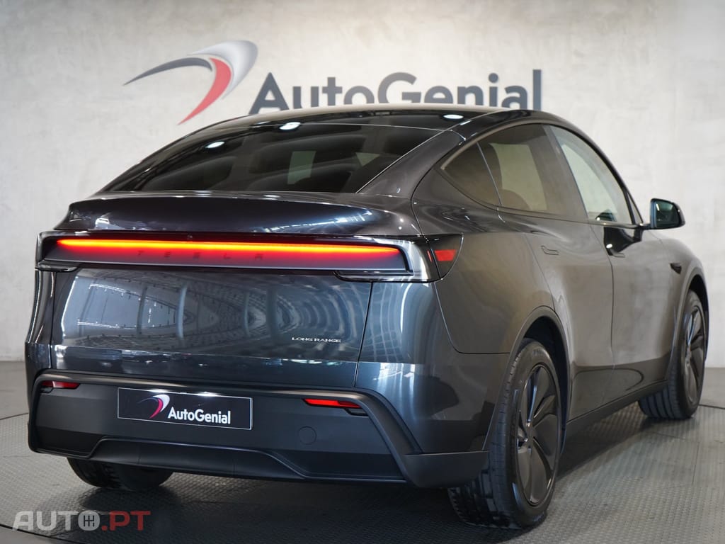 Tesla Model Y Long Range Tração Traseira