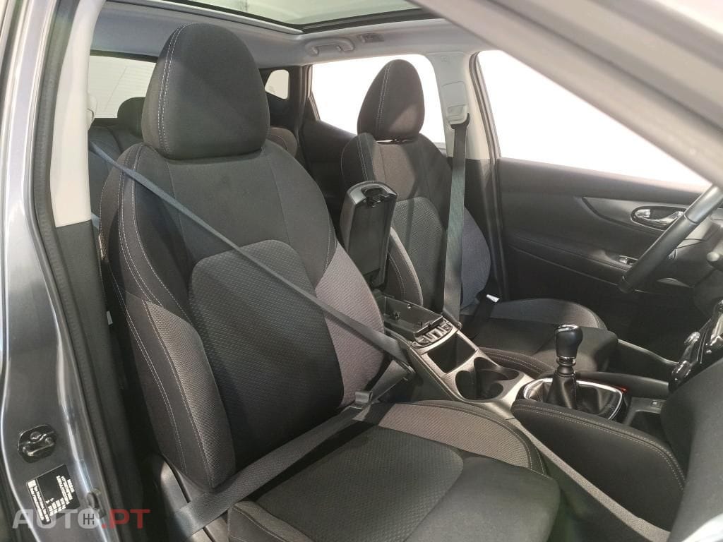 Nissan Qashqai 1.5 dCi N-Connecta