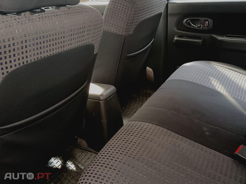 Mitsubishi L200 Strakar strakar