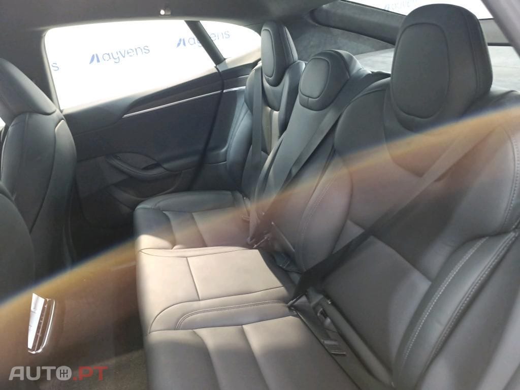 Tesla Model S Long Range AWD