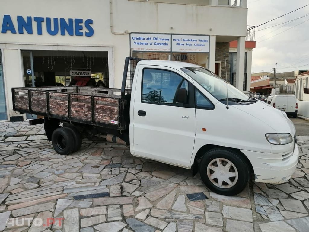 Hyundai H-1 2.5 CRDi