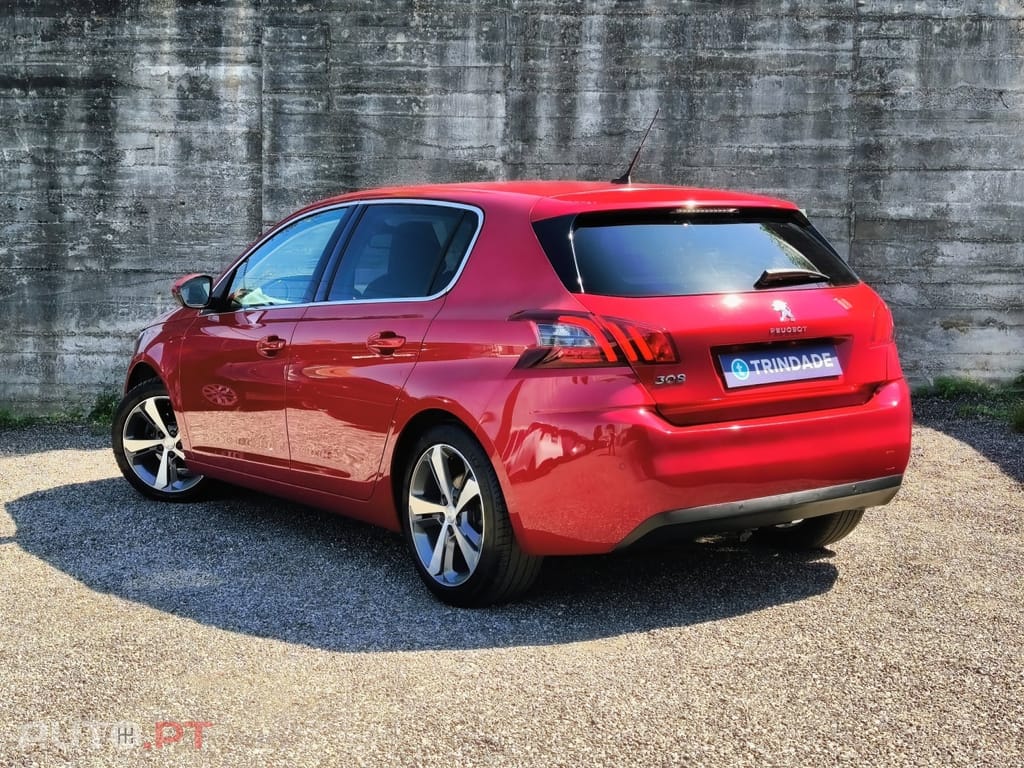 Peugeot 308 1.2 PureTech Allure J17 — fotografia 18