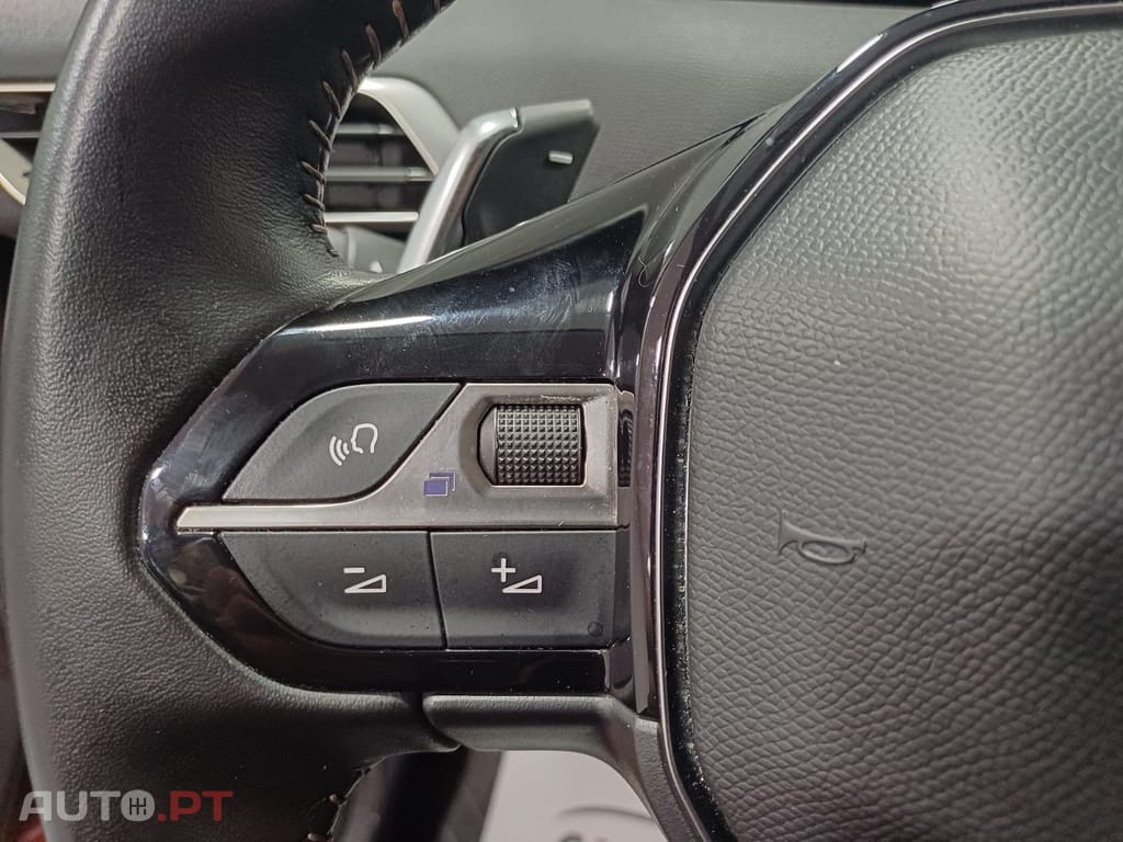 Peugeot 3008 1.5 BlueHDi Allure EAT8