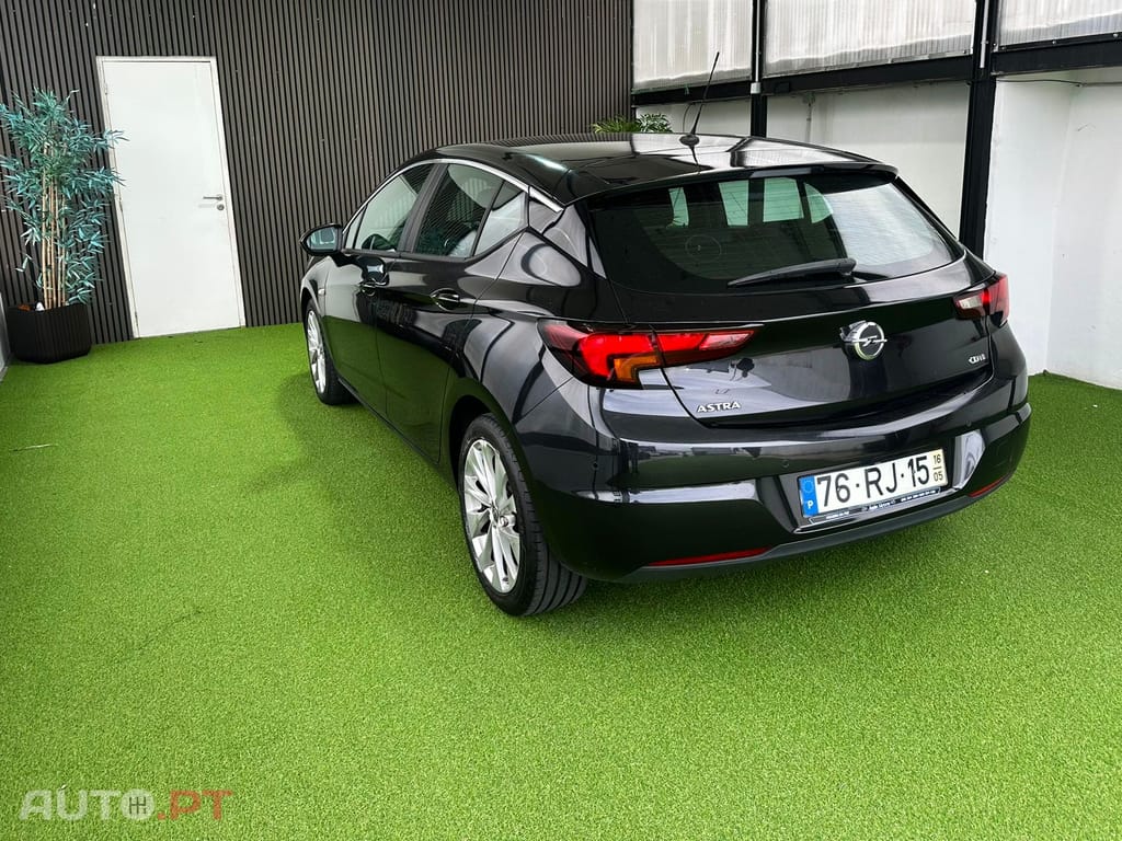 Opel Astra Dynamic S/S