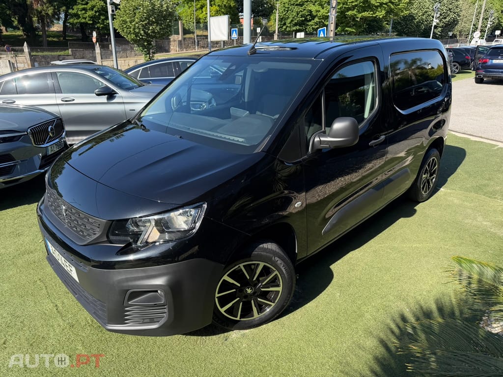 Peugeot Partner 1.5 BlueHDi Premium Standard