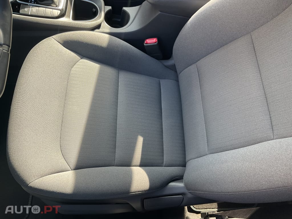 Hyundai Ioniq 1.6 GDI HEV