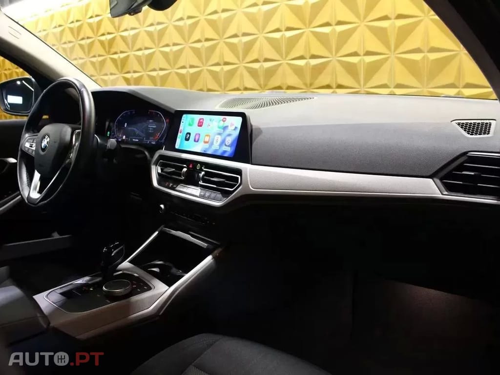 BMW 318 d Line Luxury Auto