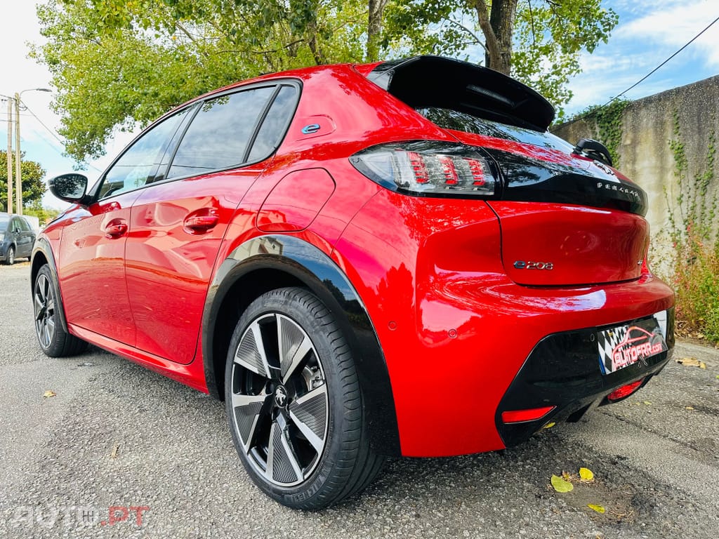 Peugeot 208 GT