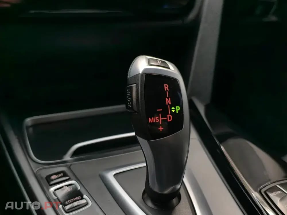 BMW 318 d Line Sport Auto