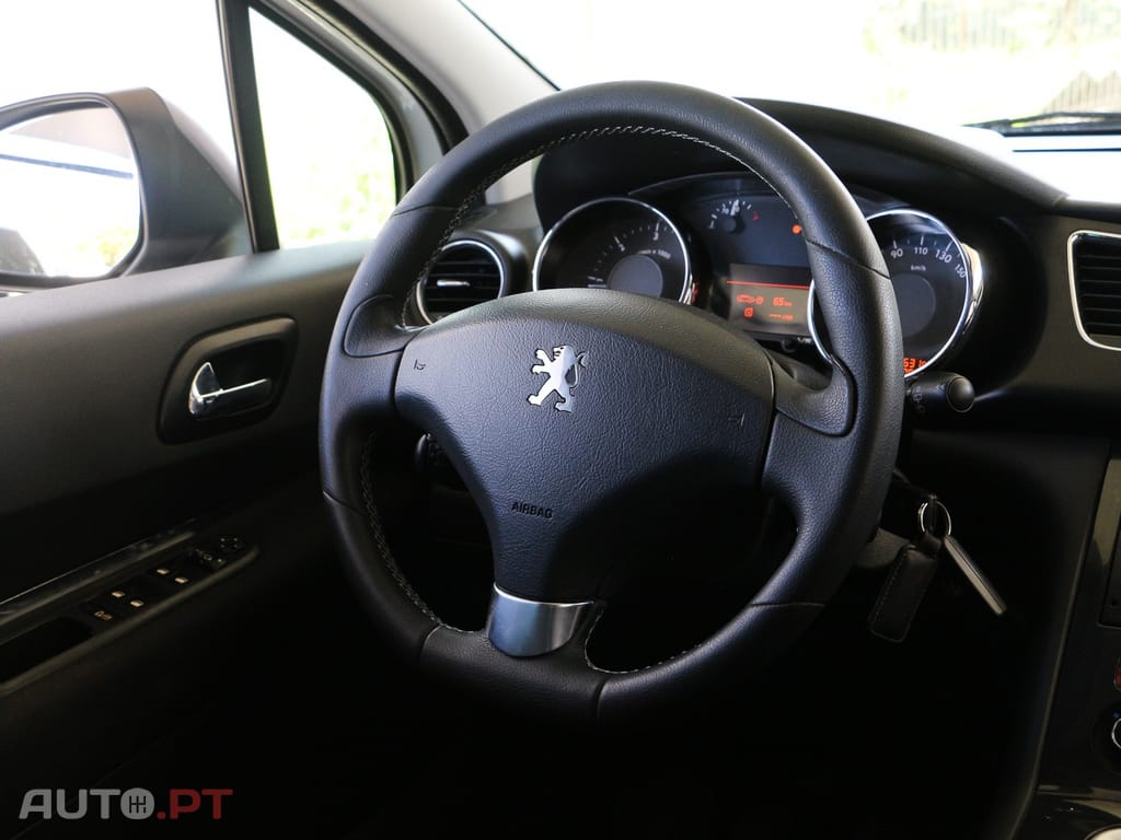 Peugeot 3008 1.6 HDi Premium