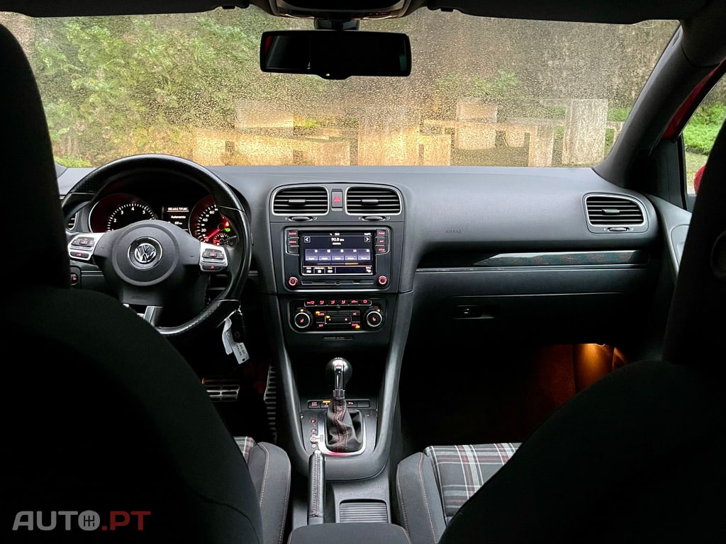 Volkswagen Golf VI 2.0 TSI GTi DSG