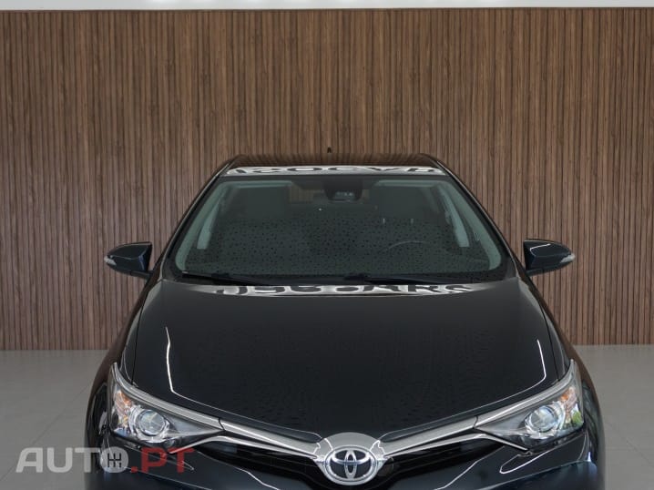 Toyota Auris 1.2 Turbo Design Edition