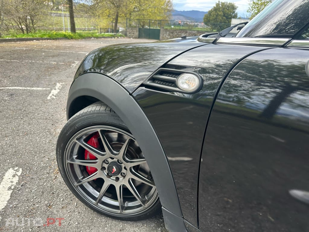 MINI Clubman John Cooper Works