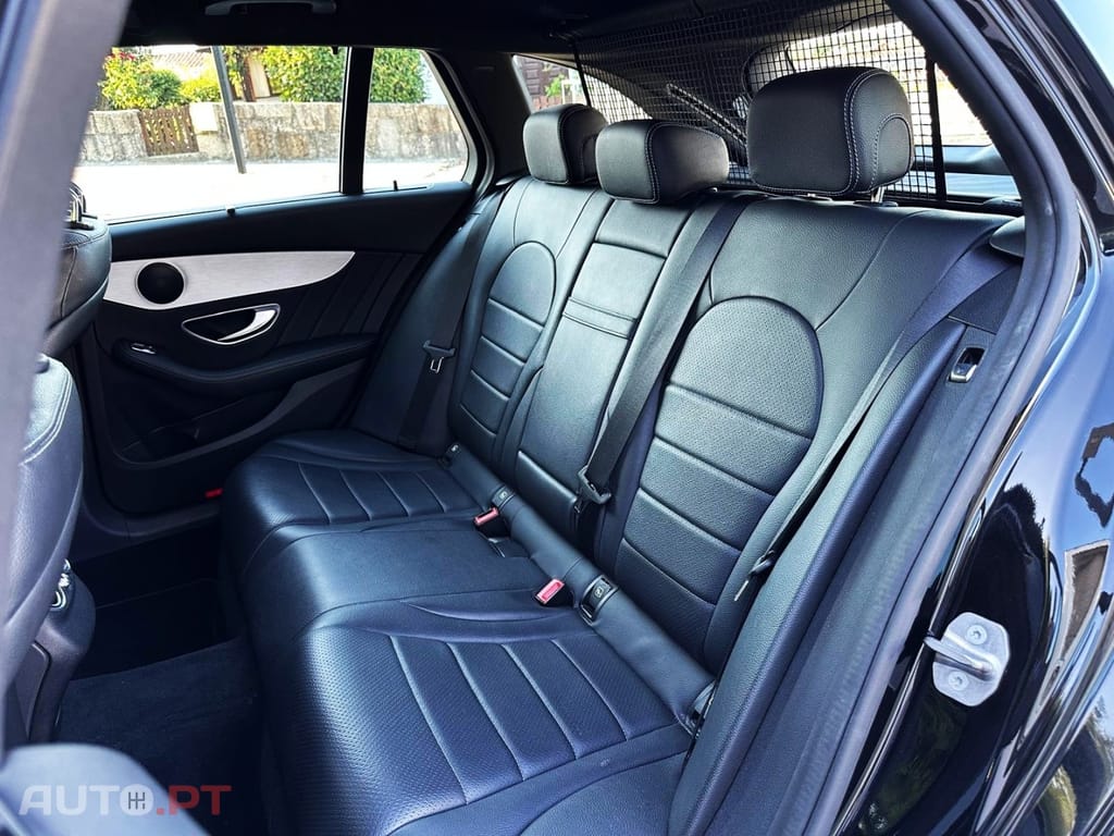 Mercedes-Benz C 300 h AMG Line