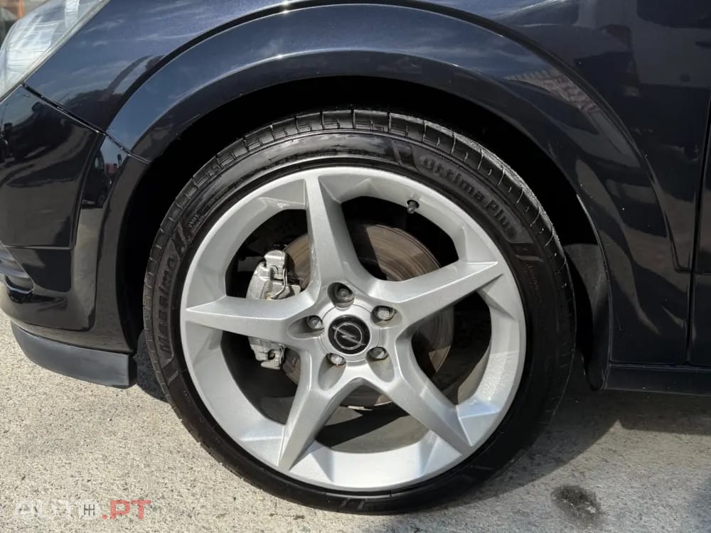 Opel Astra GTC 1.9 CDTI