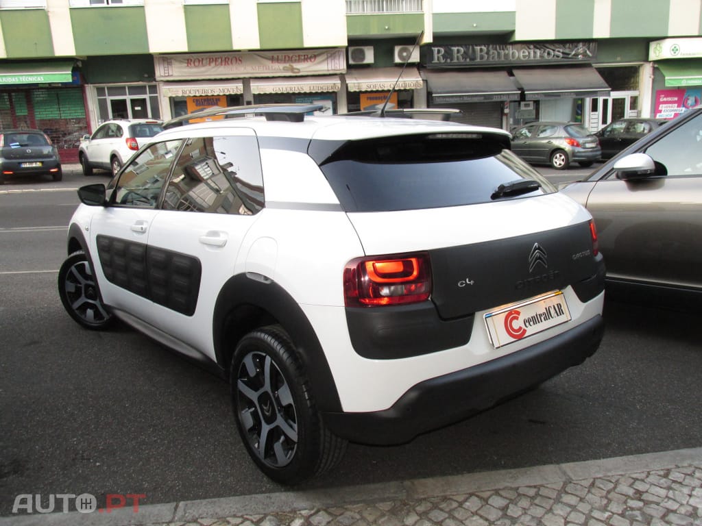 Citroen C4 Cactus 1.2 PureTech Shine