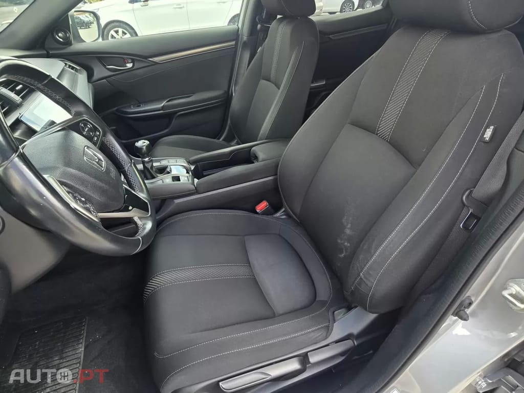 Honda Civic 1.0 i-VTEC Executive