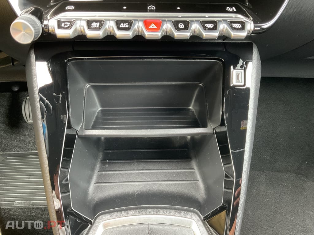 Peugeot 2008 1.2 PureTech Active Pack
