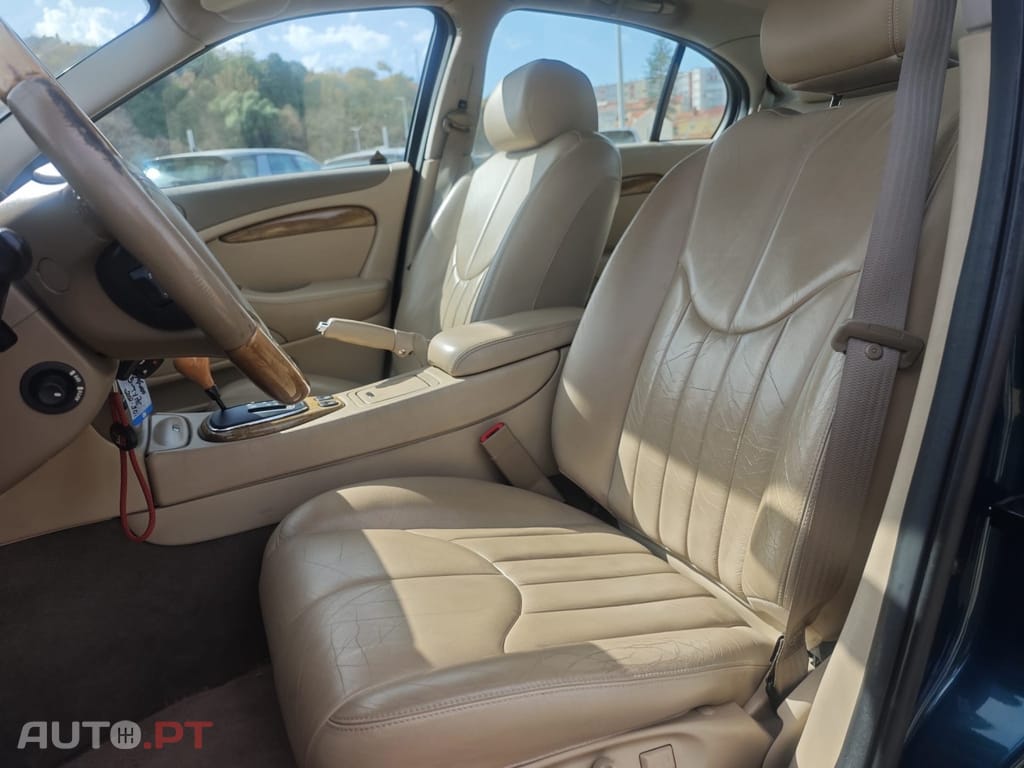 Jaguar S-Type 3.0 V6 Aut. Executive