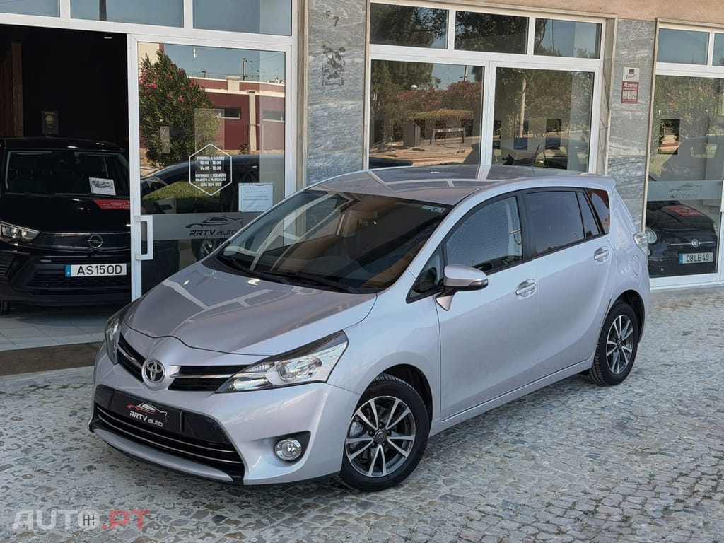 Toyota Verso 2.0 D-4D Exclusive+GPS