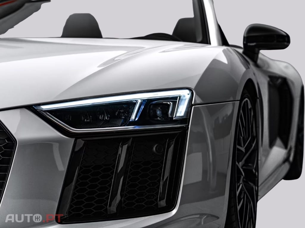 Audi R8 Spyder 5.2 FSI