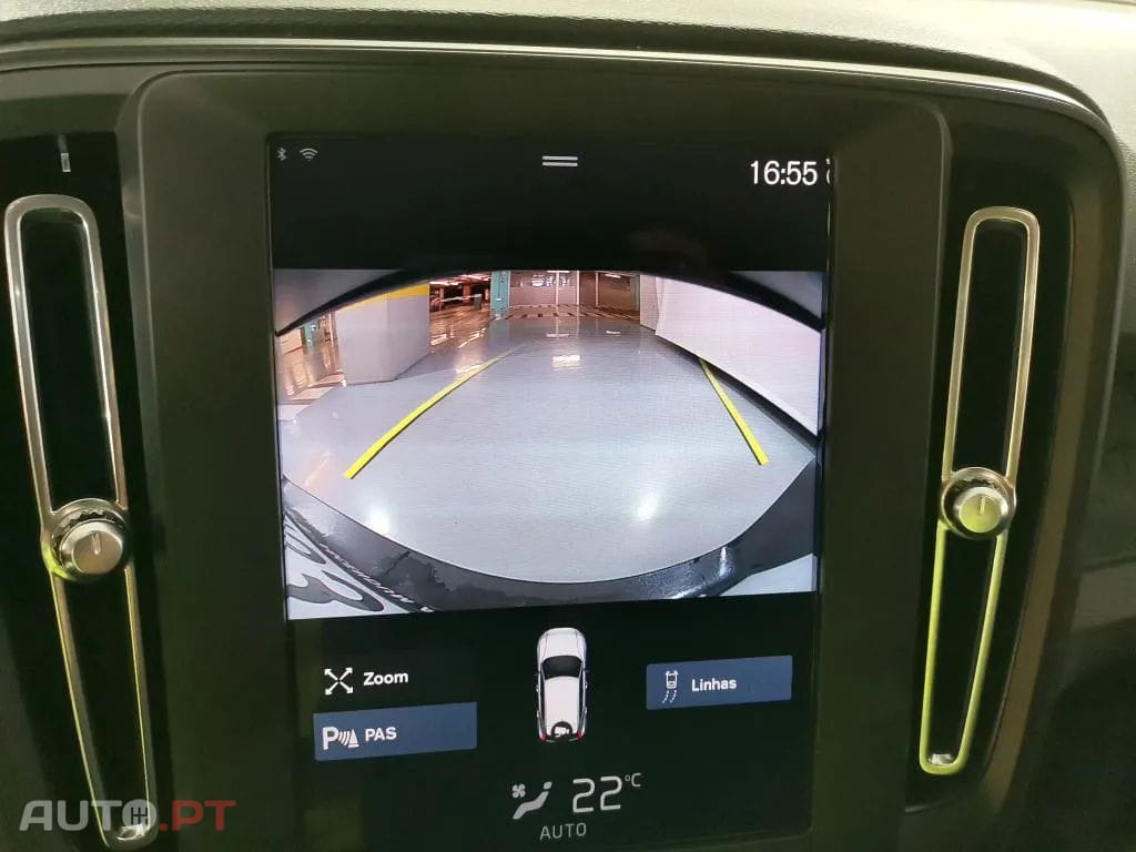 Volvo XC40 1.5 T2 Momentum